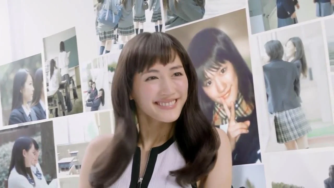 【日本CM】綾瀨遙和16歲的自己共演展現當年漂亮「處女髮」
